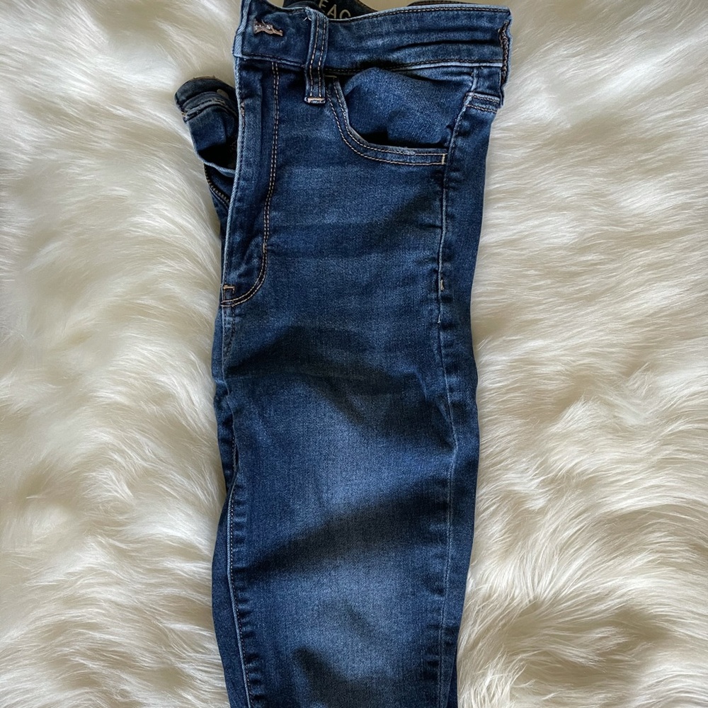 American eagle size 6